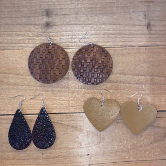 3 Earring sets - #32 - Picture 1 of 4